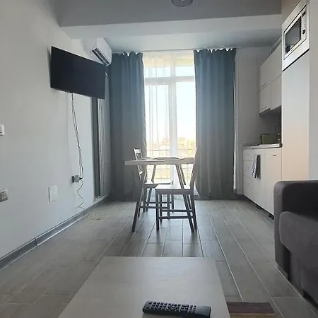 Zian's Mamaia Nord * Năvodari