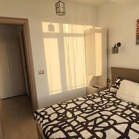 公寓 Zian's Mamaia Nord 那沃达利