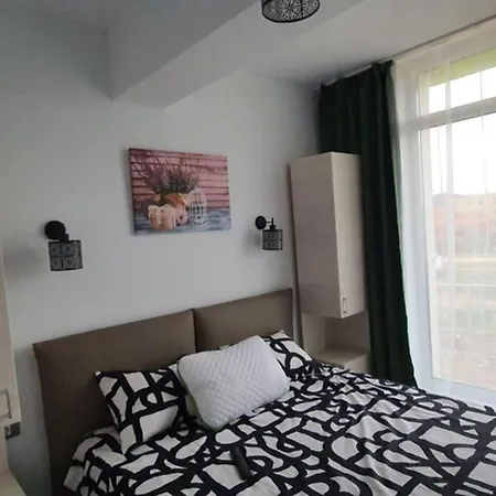 Zian's Mamaia Nord Apartman