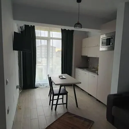 Zian's Mamaia Nord Apartman