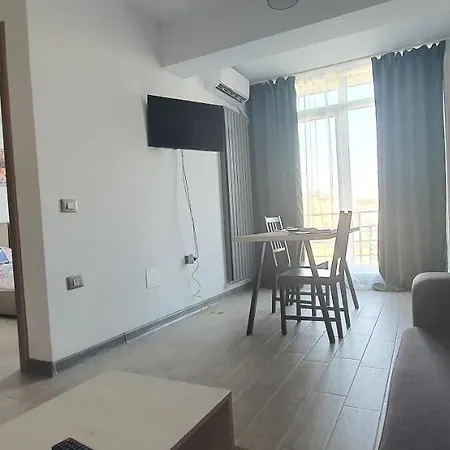 Zian's Mamaia Nord